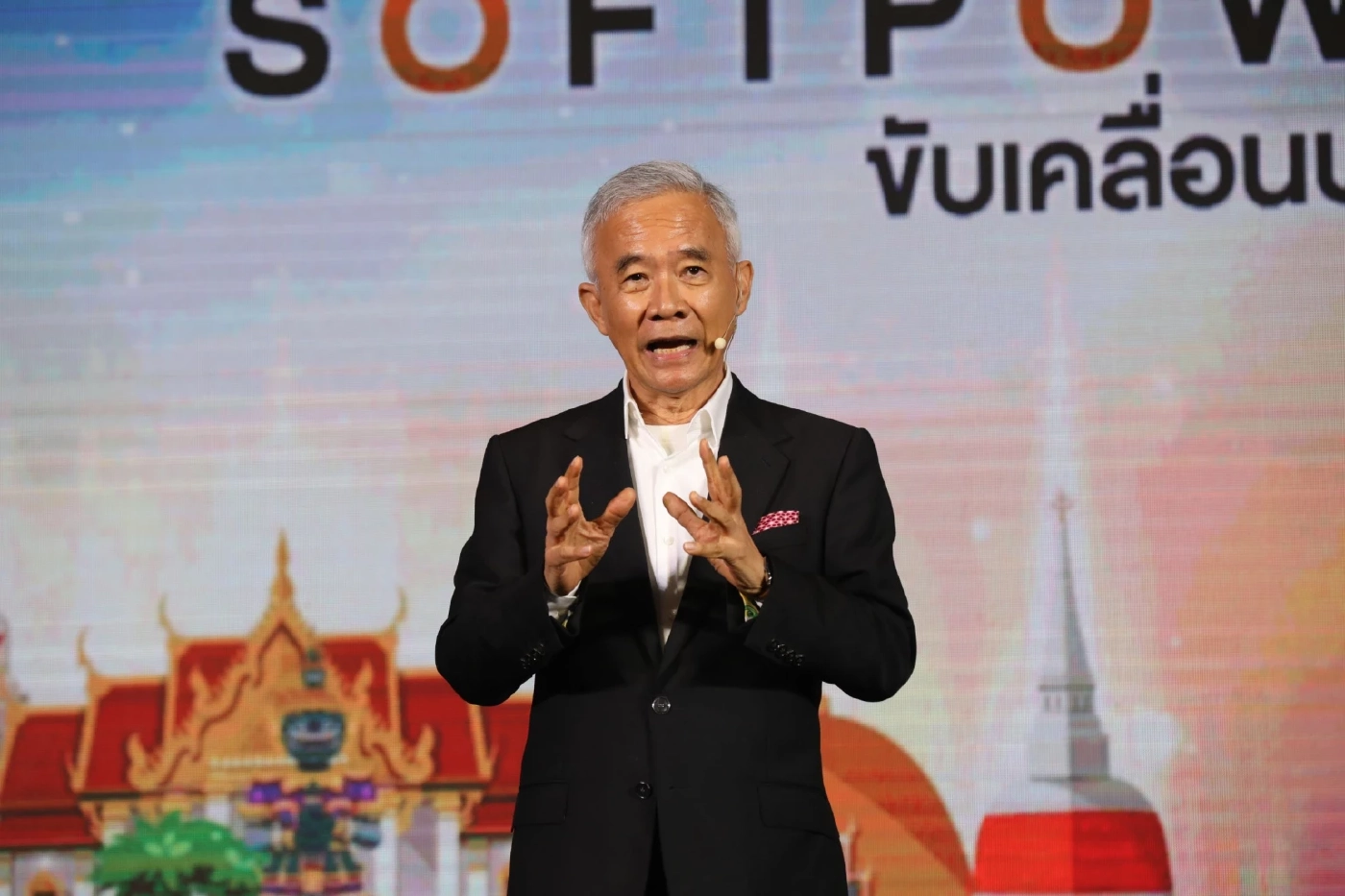 ตัวแทนพรรคการเมือง ร่วมโชว์วิศัยทัศน์ นโยบาย sotf power ขับเคลื่อนประเทศ