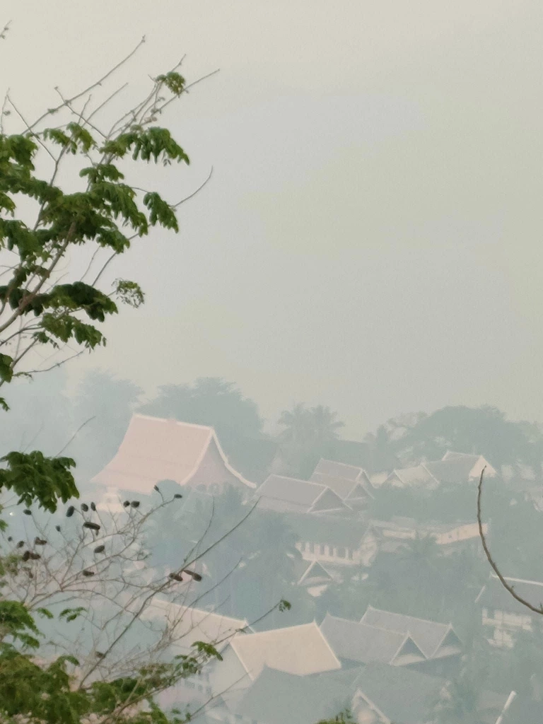 ลาวเผชิญปัญหาคุณภาพอากาศอยู่ในระดับอันตราย