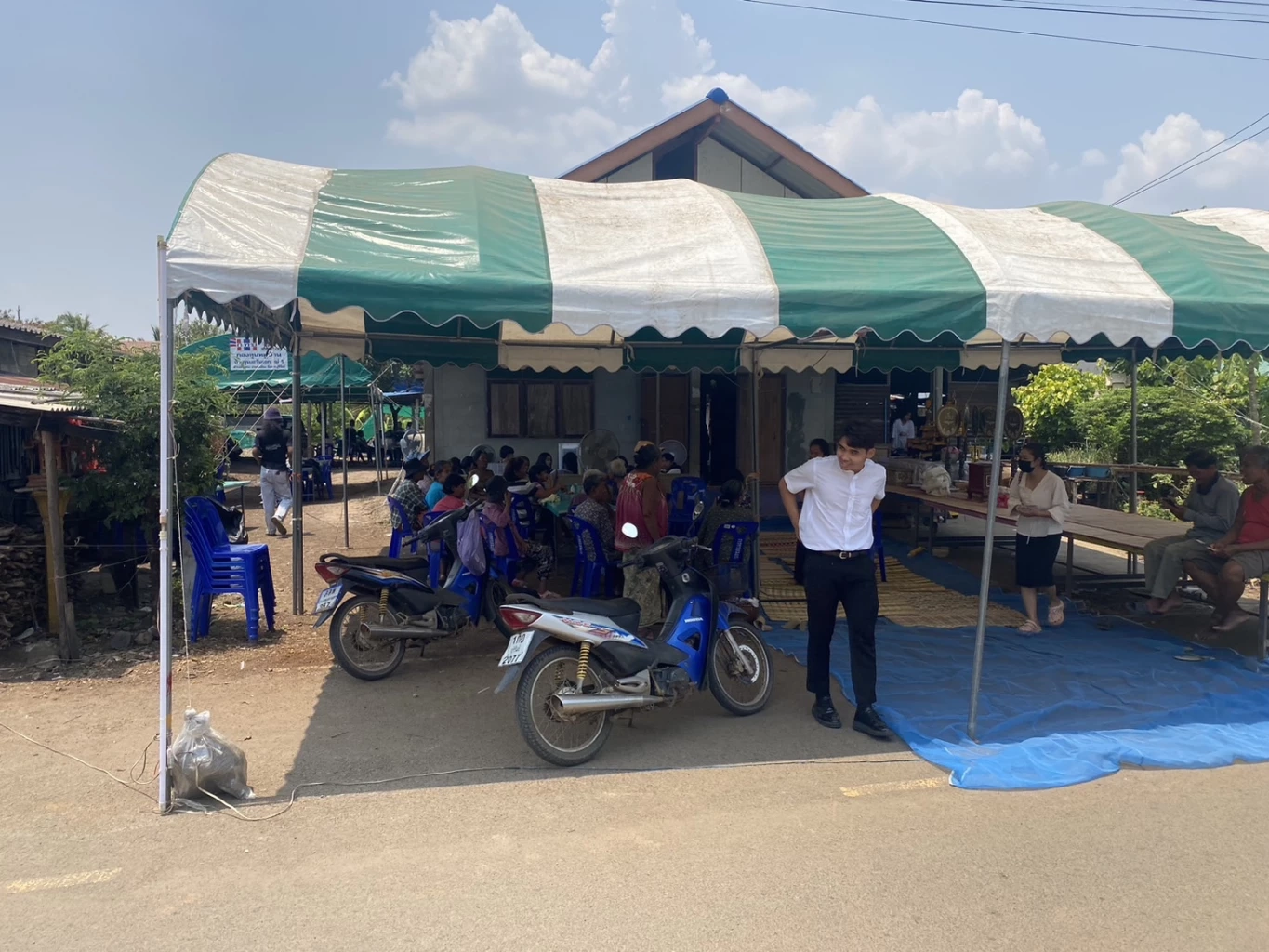 อากาศร้อนทำหนุ่ม ม.6 ช็อกดับคารถทัวร์ ระหว่างไปทัศนศึกษากับโรงเรียน