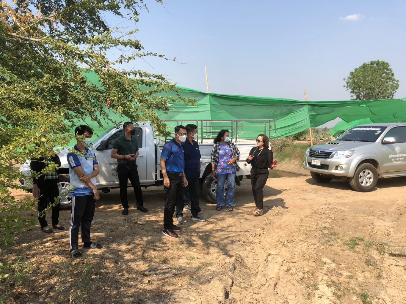 ชาวบ้านสุดทน ร้องเหม็นขี้ไก่ทั้งวันทั้งคืน กินไม่ได้นอนไม่หลับ