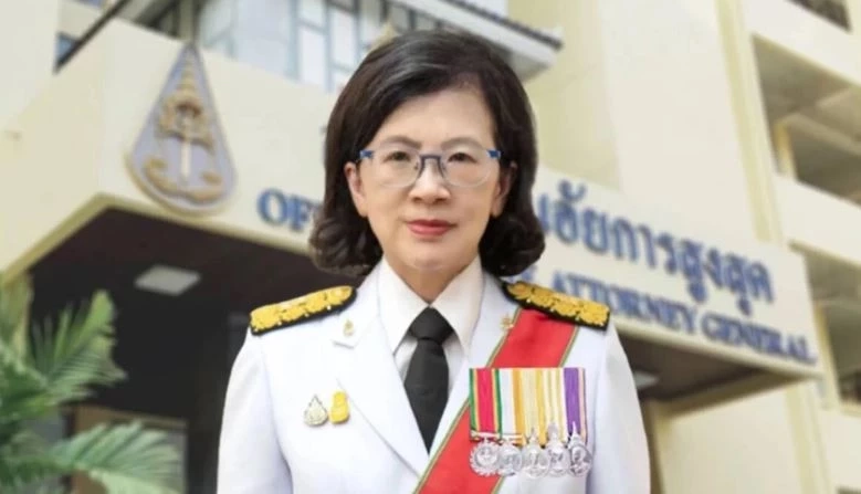 น.ส.นารี ตัณฑเสถียร อัยการสูงสุด