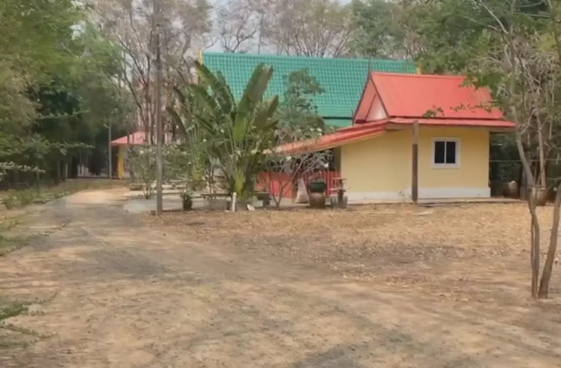 ชาวบ้านผวา! ชายปริศนาลืมประเป๋า พบมีเงินหมุน 40 ล้าน วอน ตร.ตรวจสอบ