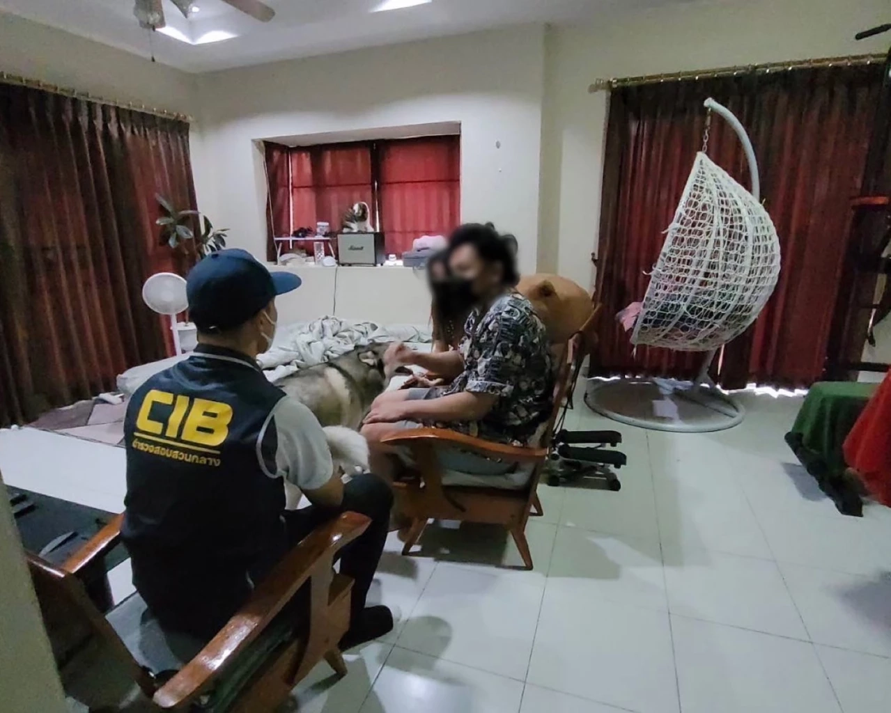 รวบสาวหลอกลงทุน โกงเทรดหุ้น“แชร์พริตตี้” เหยื่อสูญ 100 ล้าน หมายจับเพียบ