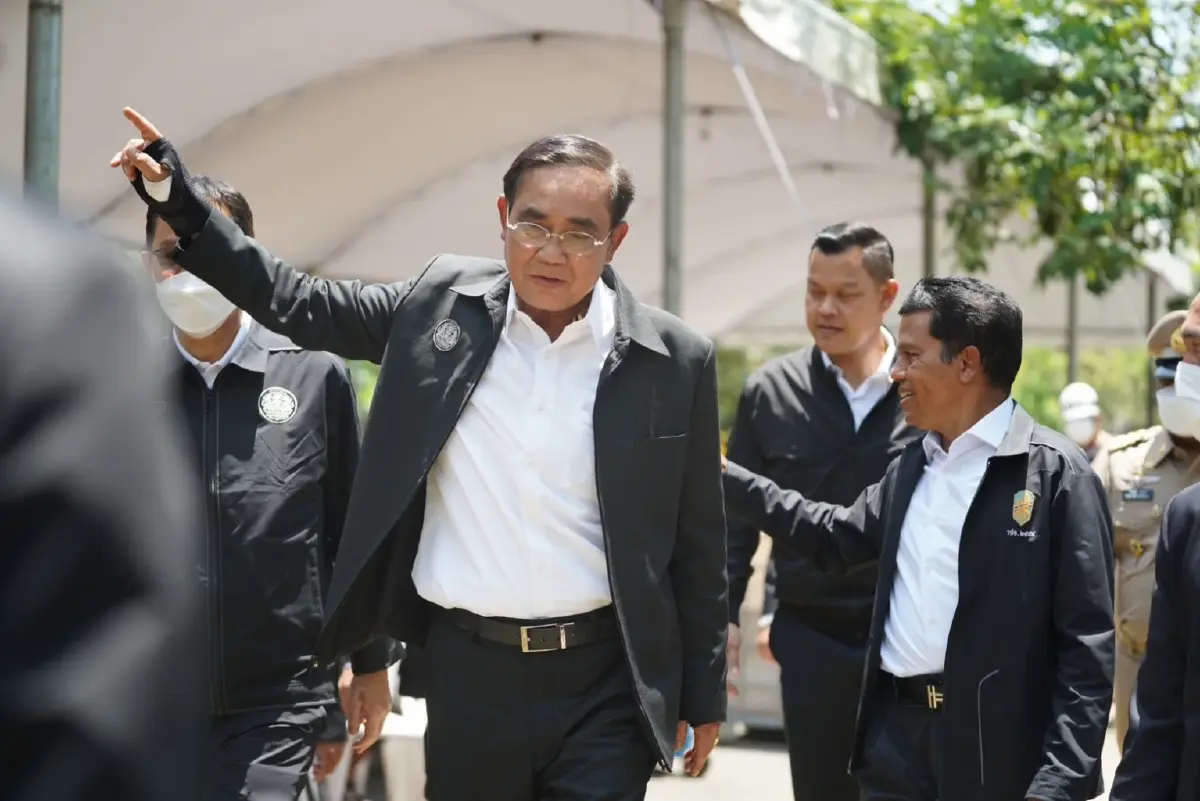 "บิ๊กตู่" ดอดเข้าประชุม รทสช.วานนี้ กำหนดยุทธศาสตร์พรรค ลุยงานการเมือง