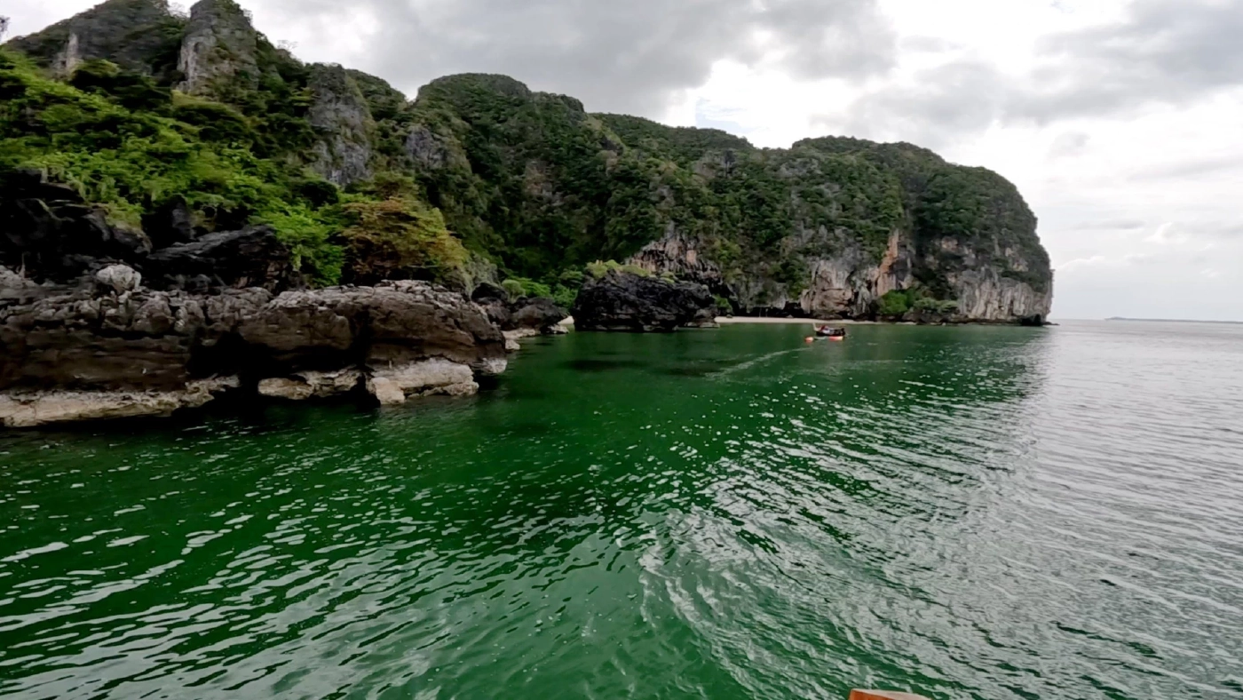 เปิดเส้นทางท่องเที่ยวใหม่ทางทะเล รับช่วงไฮซีซั่น-สงกรานต์ สัมผัสทะเลตรังสุดชิล  