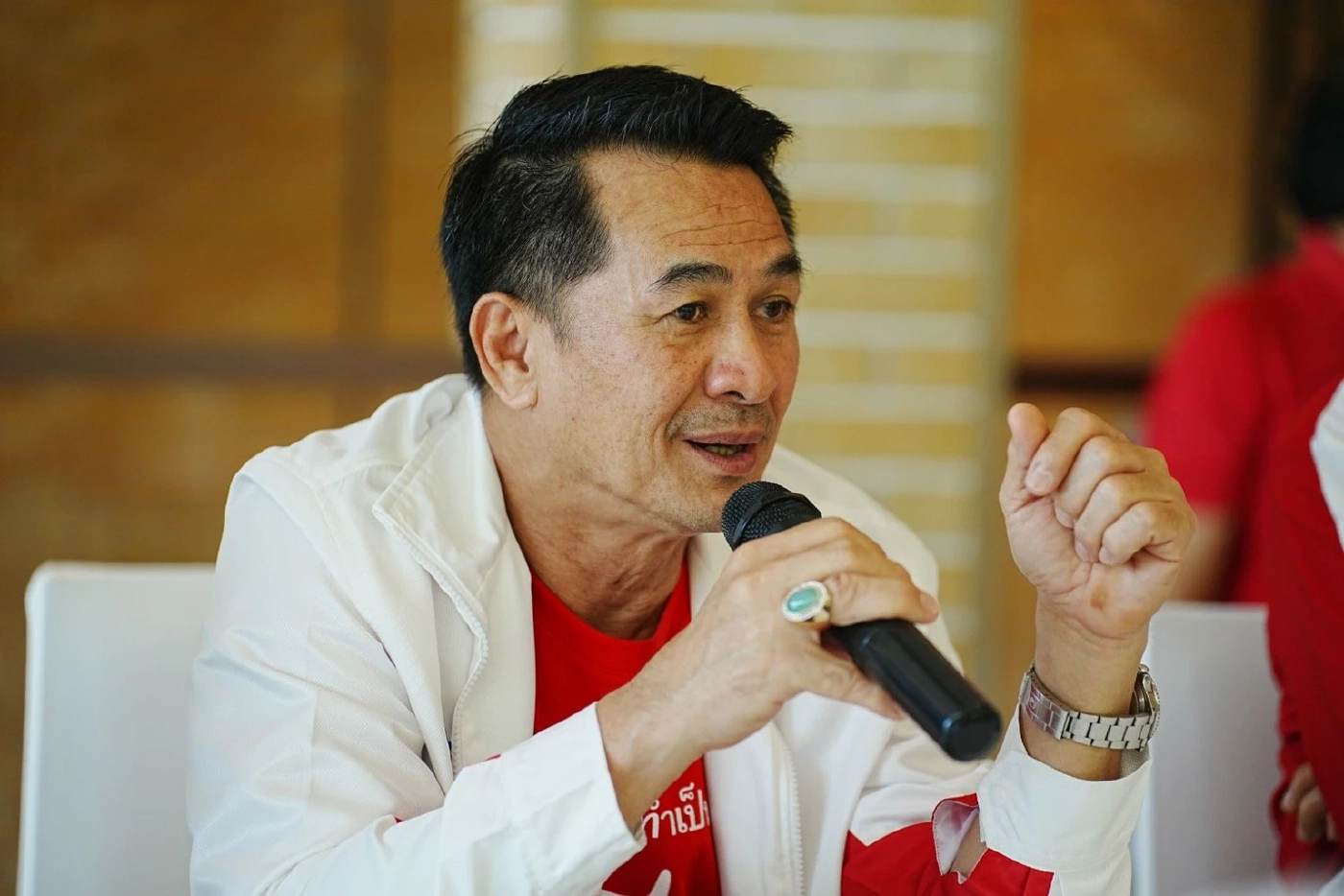 “พรรคเพื่อไทย” หารือผู้ประกอบการพัทยา หนุน “เขตธุรกิจใหม่”  