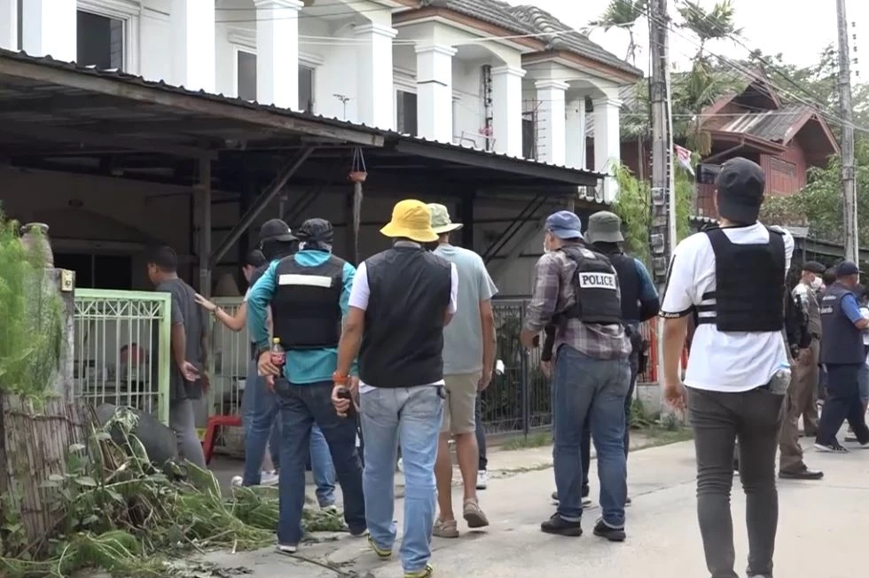 เกลี้ยกล่อม 12 ชั่วโมง อดีตทหารเกณฑ์คลั่งกัญชา มีดฟันพ่อ เย็บ 31 เข็ม