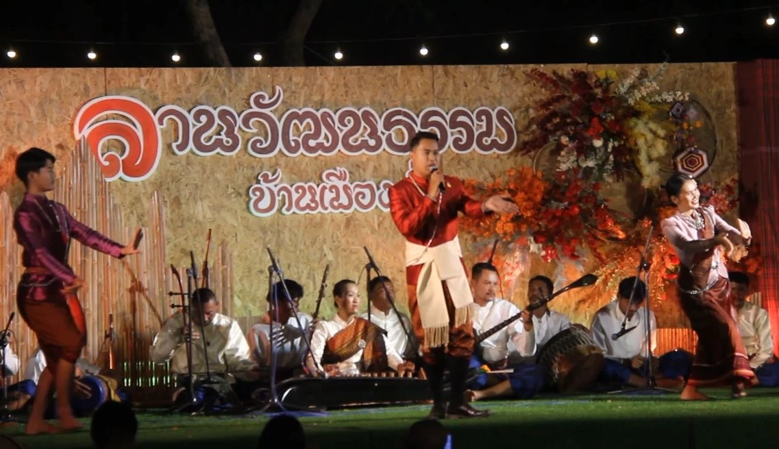 จัดเต็ม! แสง สี เสียง งานประเพณีท่องเที่ยวปราสาทเมืองต่ำ ตามรอยอารยธรรมขอม