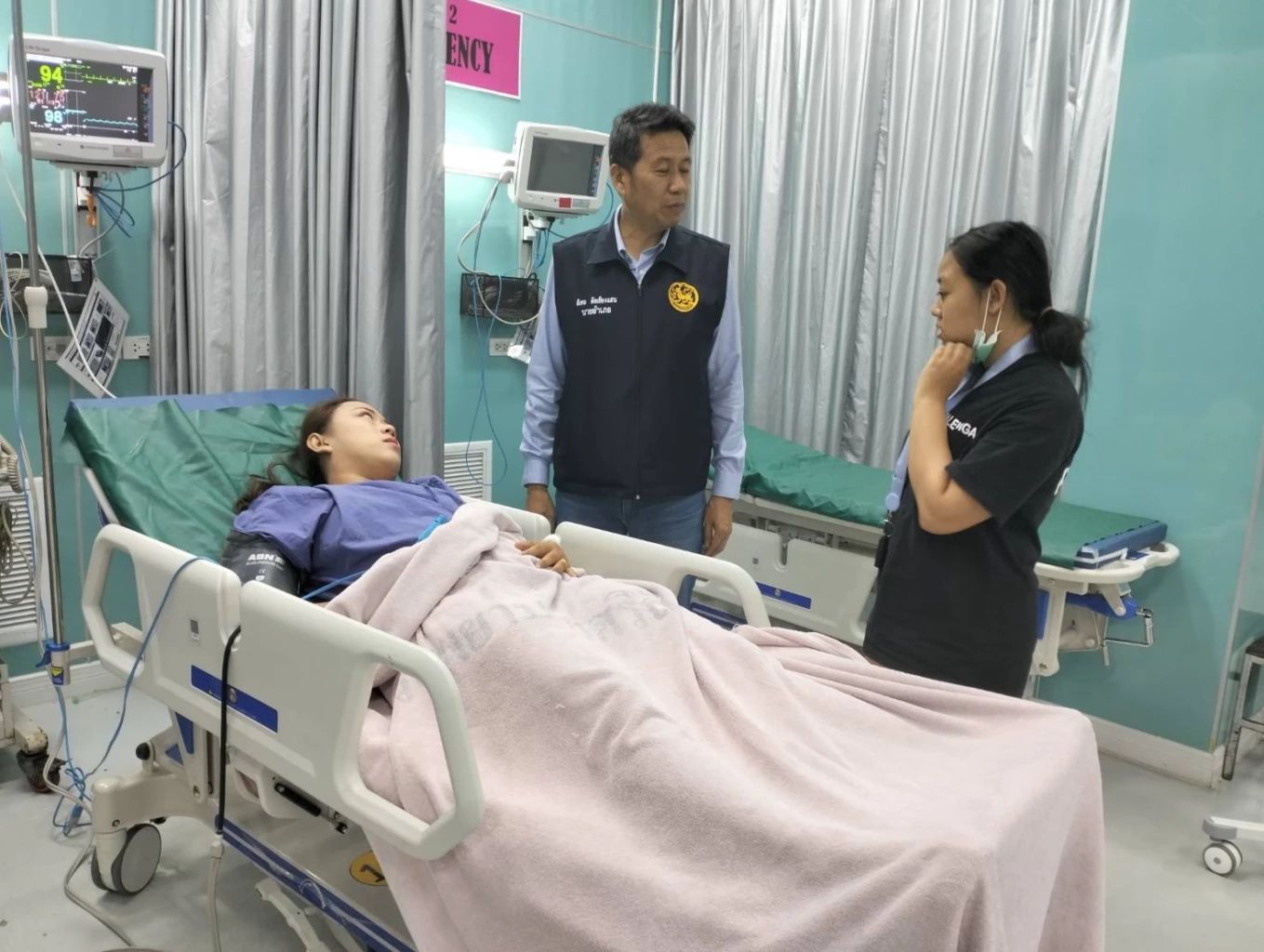 ค่าฝุ่น"PM2.5"แม่ฮ่องสอนวิกฤต ล่าสุดชาวบ้านถึงขั้นเป็นลม ขณะเร่งดับไฟป่า