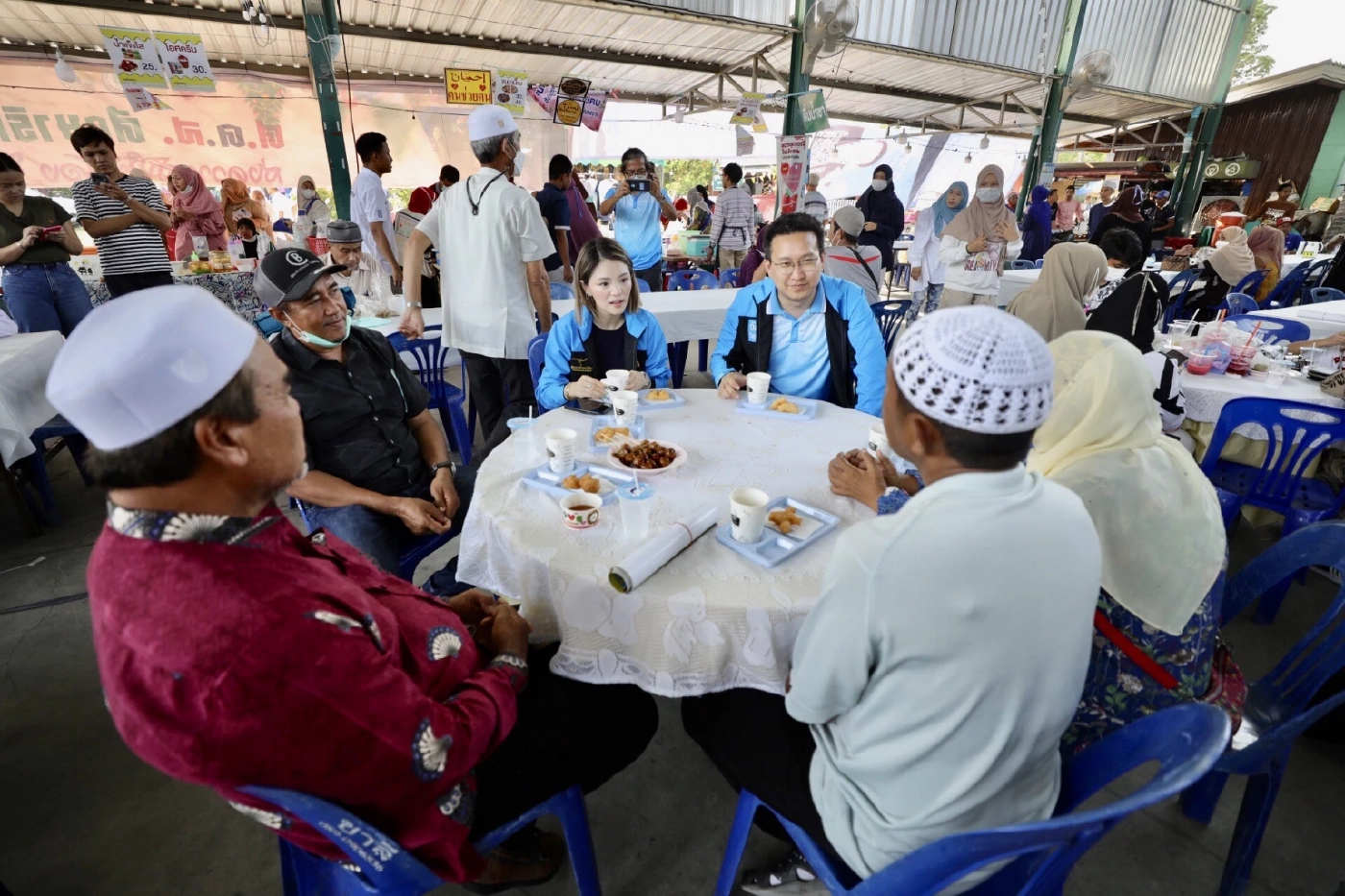 "มาดามเดียร์"ควง"จักรวี" ลุยสวนหลวง-ประเวศ ชูความมุ่งมั่น ไม่หวั่นคู่แข่ง
