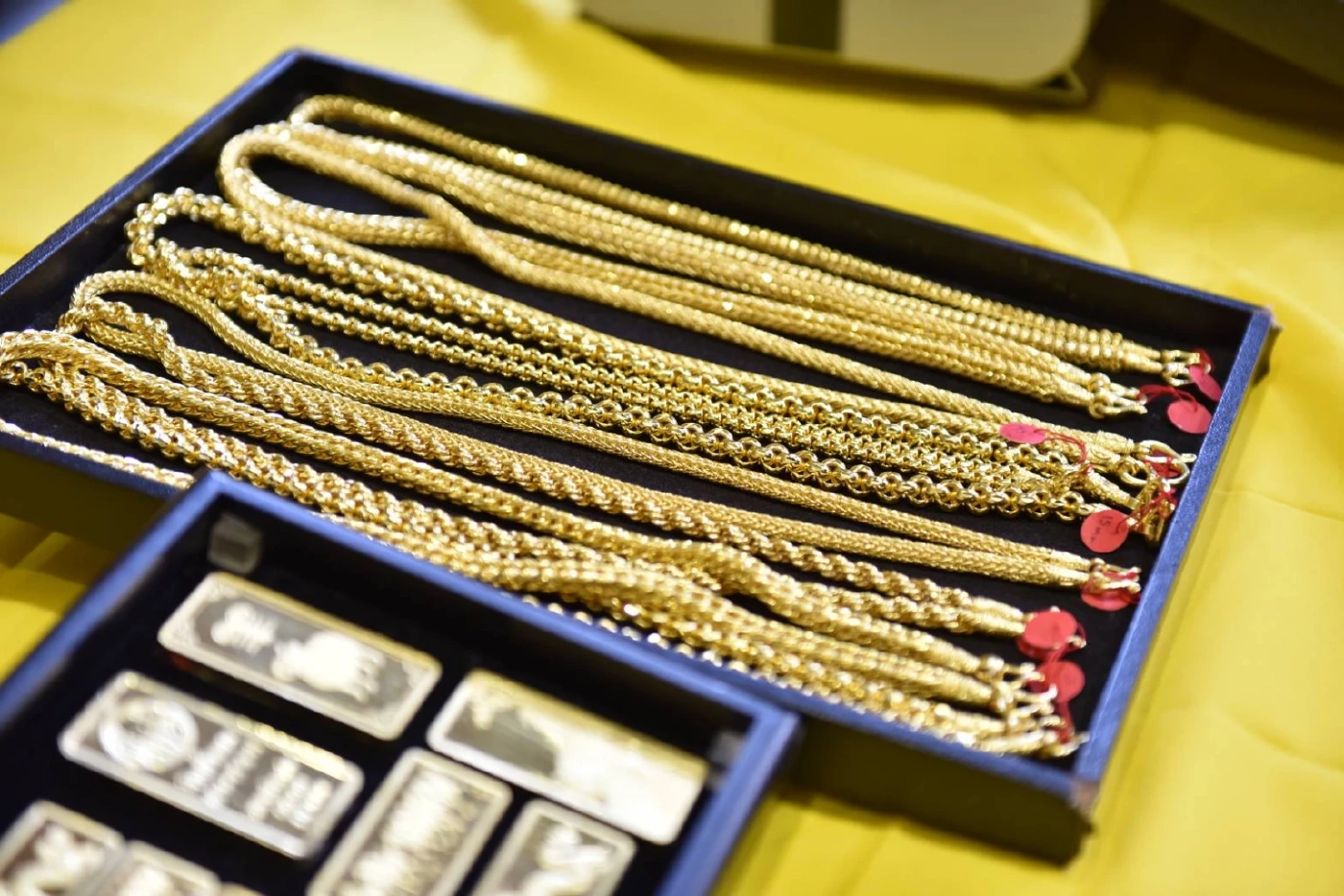 ราคาทองคำวันนี้ ( 25 มี.ค.66) ร่วง 100 บาท ทองรูปพรรณ ขายออกบาทละ 32,550 บาท