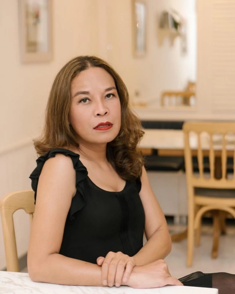 เฮเลน ปวรา  นักปั้นดารา