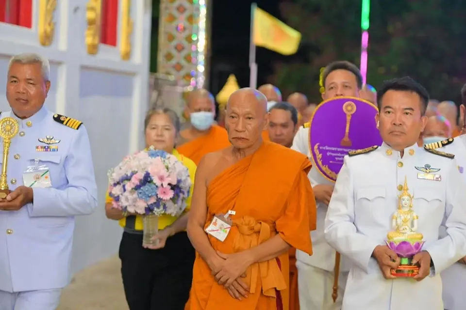 เปิดเลขมงคล เลขเด็ดหลวงพ่อแป๊ะ โปรยทาน 1 แสนบาท ให้บรรดาลูกศิษย์