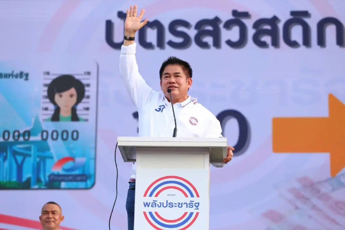 ร.อ.ธรรมนัส พรหมเผ่า  ผู้สมัคร ส.ส.เขต 1 จังหวัดพะเยา ในฐานะประธานยุทธศาสตร์การเลือกตั้งภาคเหนือ พปชร.