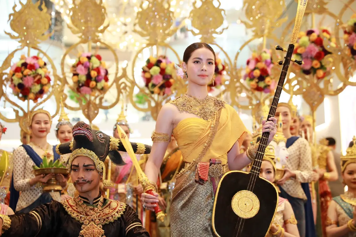 ญาญ่า อุรัสยา สวยสง่าอย่างไทย แปลงโฉมเป็น นางกิมิทาเทวี นางสงกรานต์ 2566 