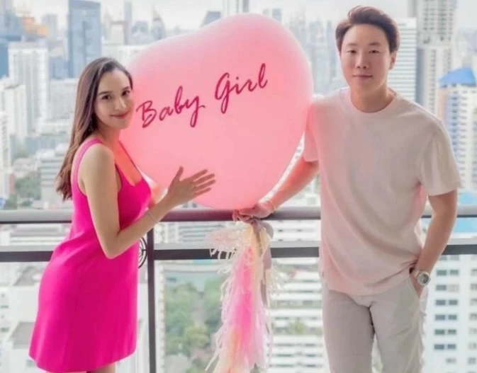 เพจดังแย้งพิธีกรดัง เผยข้อมูลสัญชาติจริง "เมฆ รามา" คนไทย100%