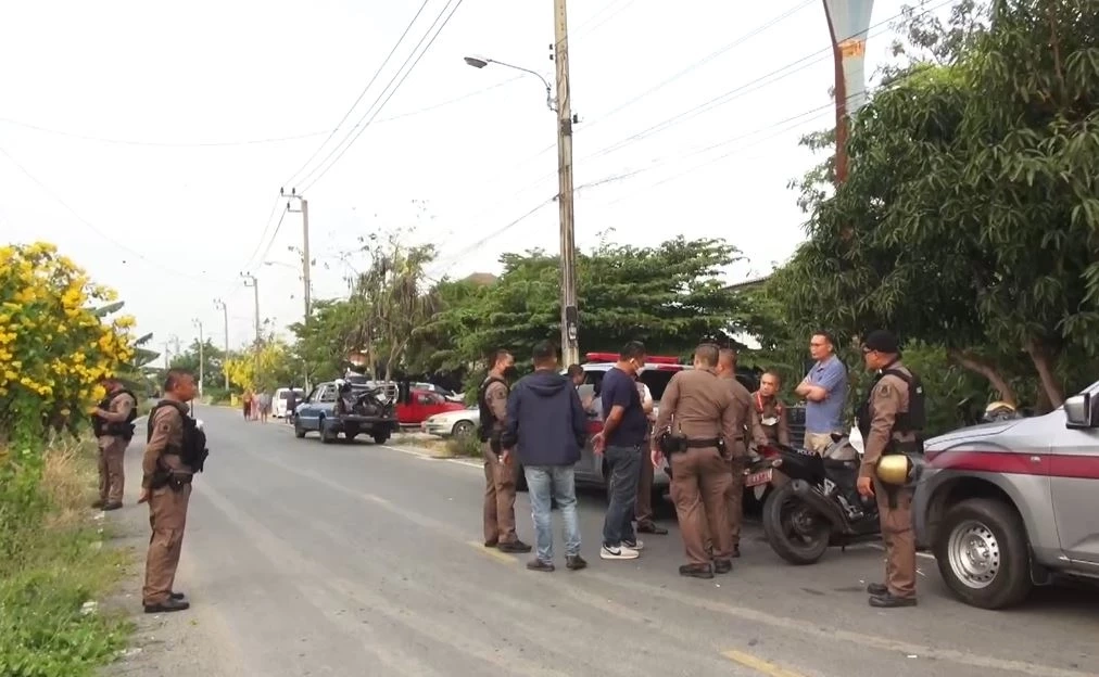 ปิดล้อม 18 ชั่วโมง หนุ่มคลั่ง! จับครอบครัวอดีตผู้ใหญ่บ้าน เป็นตัวประกัน