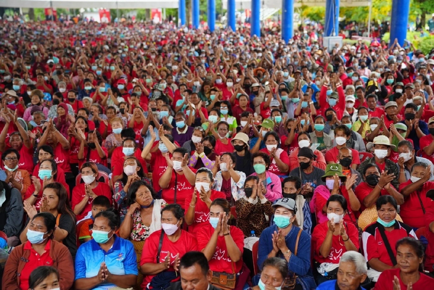 "เศรษฐา" บุกถิ่น "เนวิน" ปลุกเลือก "พท."ทั้ง 2 ใบ ไม่ให้พรรคร่วมรัฐบาลกลับมา