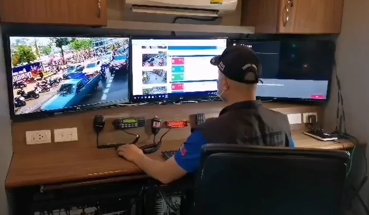 "สงกรานต์เชียงใหม่" คึกคัก นทท.ทะลักเล่นน้ำ หลังอัดอั้นมานาน 3 ปี