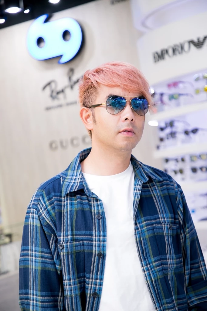 กวาง AB Normal Ray-Ban