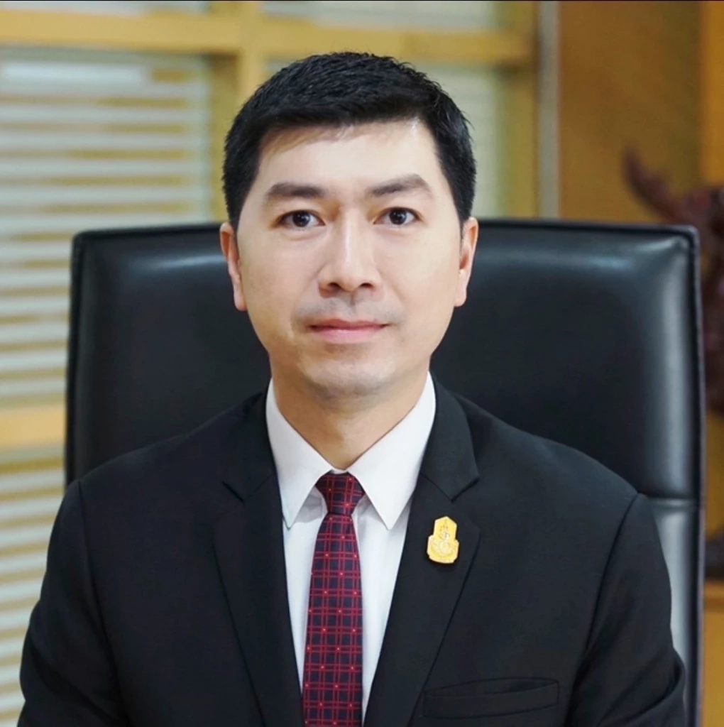 รศ.พ.ต.ท.ดร.กฤษณพงค์ พูตระกูล ผู้ช่วยอธิการบดี และประธานกรรมการคณะอาชญาวิทยาและบริหารงานยุติธรรม ม.รังสิต