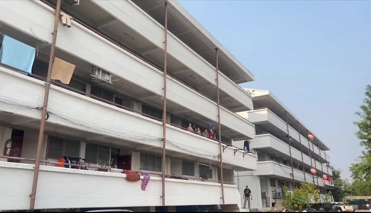 เศร้า! "ฮีทสโตรก" คร่าผู้หมวดป้ายแดงคาชุดจราจร ต่อหน้าลูกชายเด็กพิเศษ