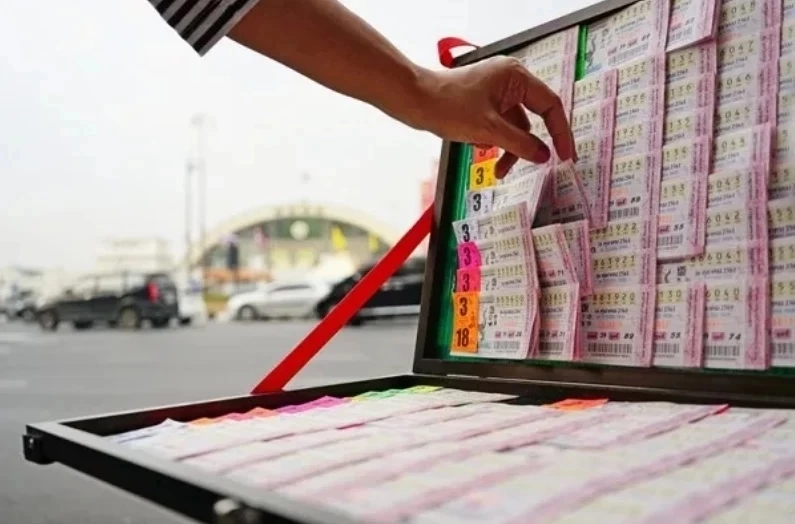 เช็กสถิติหวยออกวันจันทร์ ย้อนหลังให้ 10 ปี พบ 1 เลขมาแรงออกบ่อย