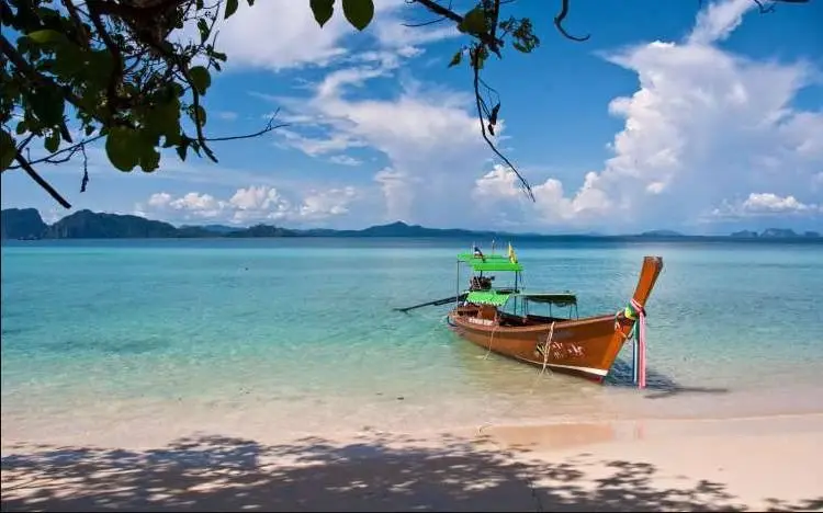 ต้องไปสักครั้ง! เกาะกระดาน จ.ตรัง อันดับ 1 ชายหาดที่ดีที่สุดในโลก