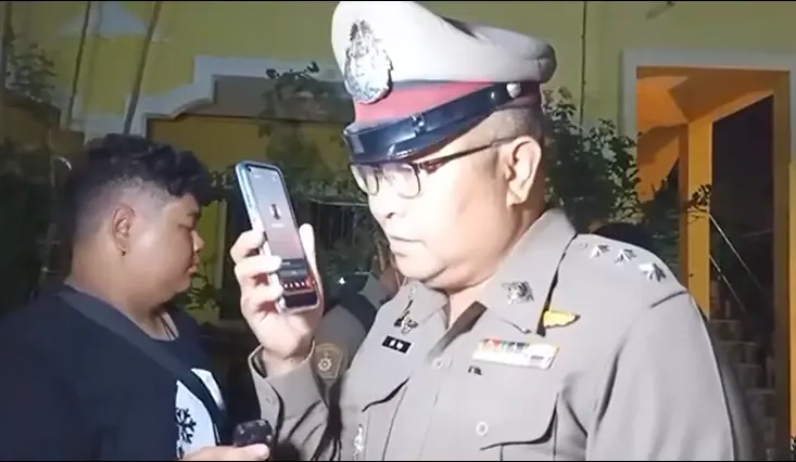 เสียระบบ! หนุ่มบุกทวงหนี้ ขู่ยิง - ยกพวกตื้บ เจอลูกหนี้คว้ามีดแทงสวนสาหัส