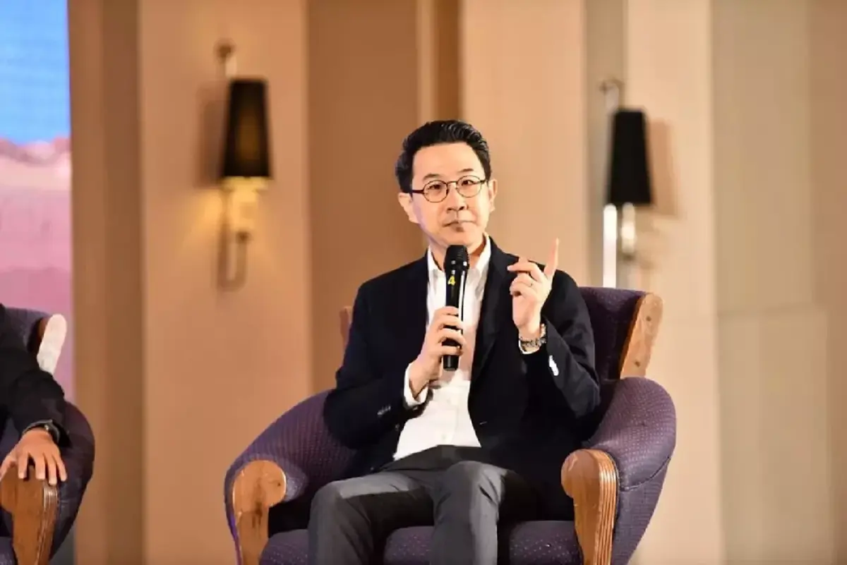 ดร.พิสุทธิ์ เพียรมนกุล เลขานุการรัฐมนตรีว่าการกระทรวงพลังงาน