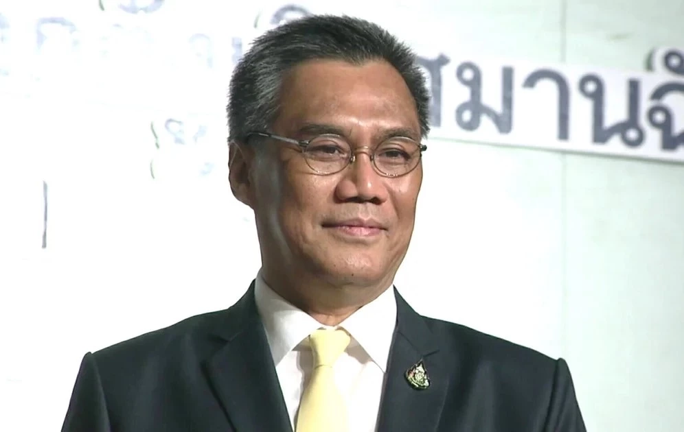 อิทธิพร บุญประคอง ประธานกกต.