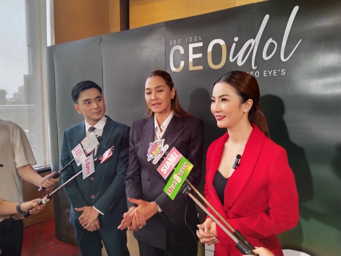 เต๊ะ ศตวรรษ น้ำตาไหลด้วยความดีใจ ภรรยาท้องแล้ว จะผู้หญิงหรือผู้ชายได้หมด  