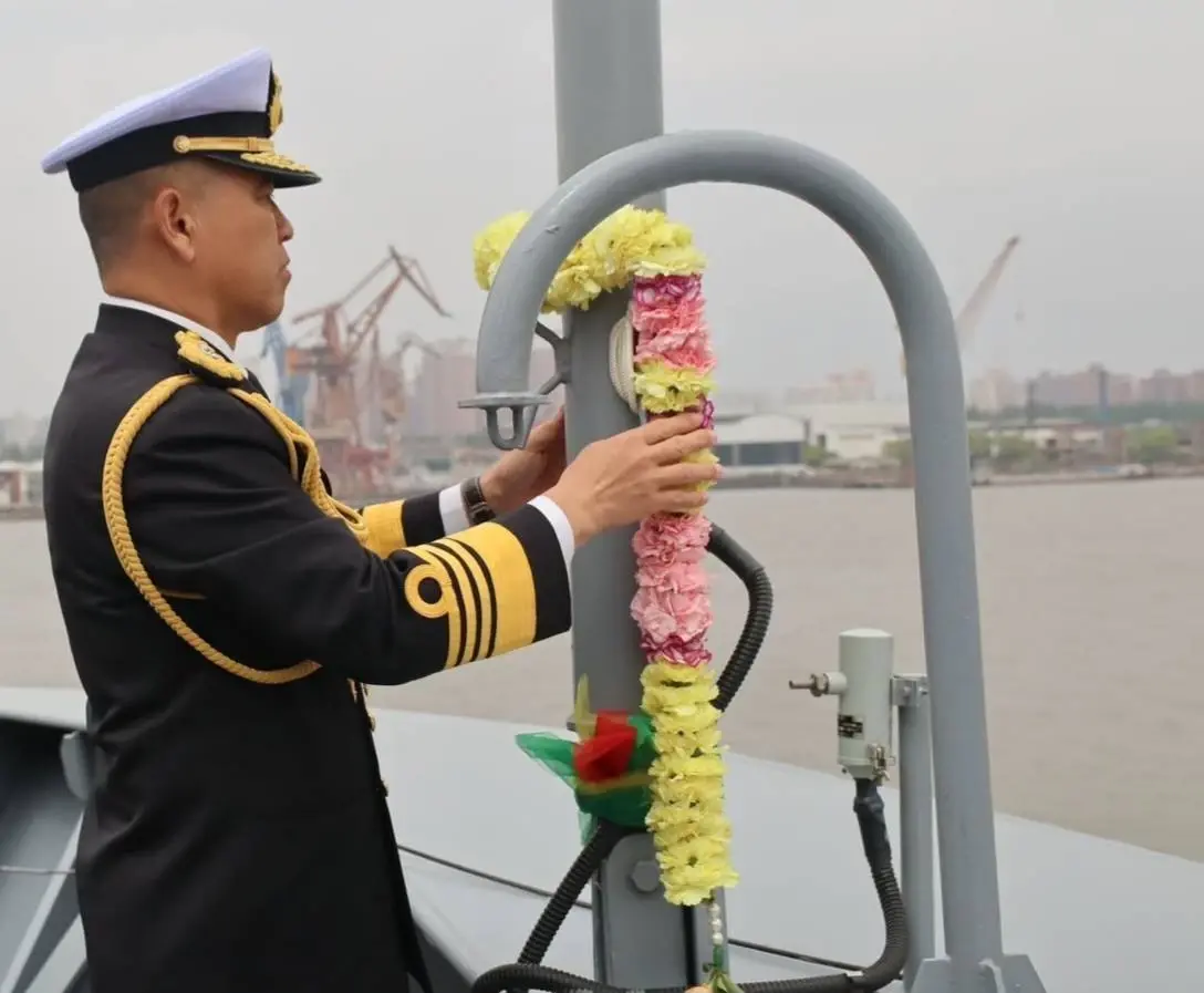 "ผบ.ทร." รับมอบ "เรือหลวงช้าง" ลำใหม่จากจีน เดินทางถึงไทย 25 เม.ย.นี้