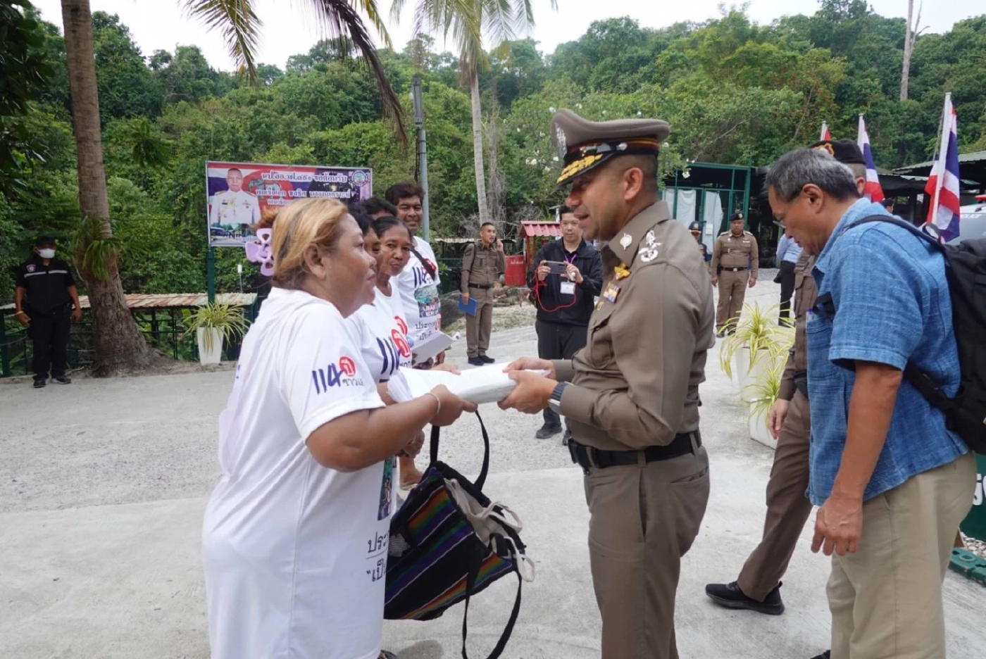 บิ๊กโจ๊ก ติดตามคืบหน้าข้อพิพาท ที่ดินหลีเป๊ะ