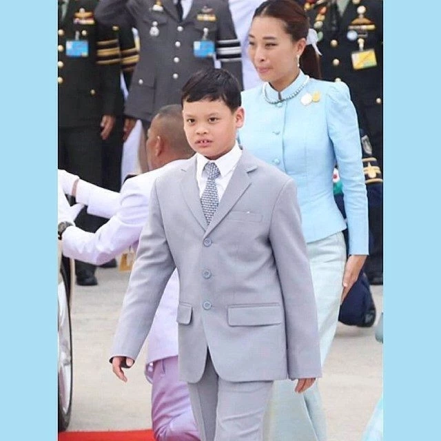 พระราชประวัติ สมเด็จพระเจ้าลูกยาเธอ เจ้าฟ้าทีปังกรรัศมีโชติ มหาวชิโรตตมางกูร สิริวิบูลยราชกุมาร