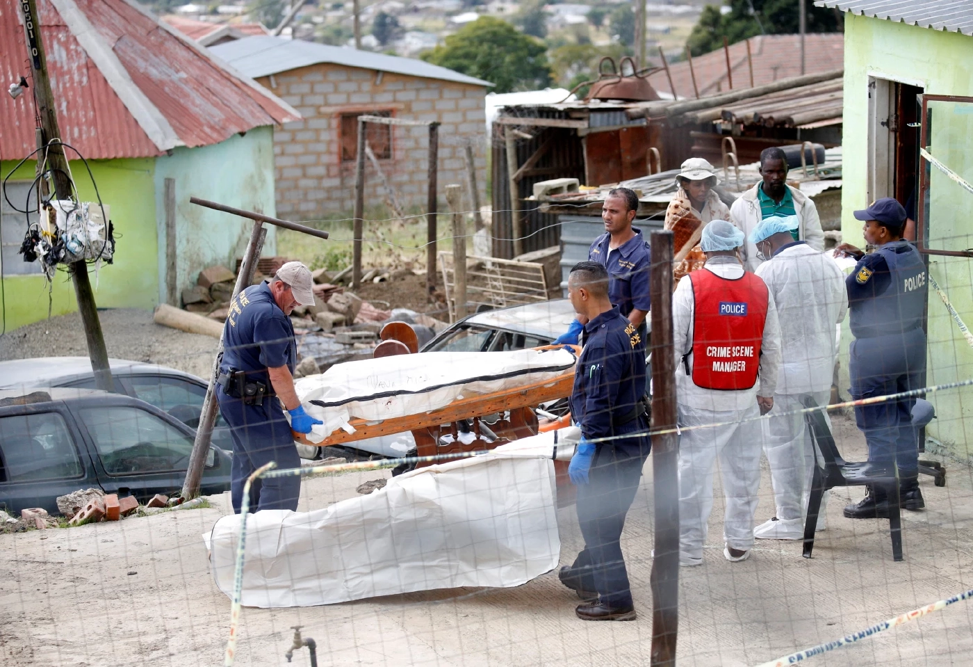 ยิงดับยกครัว 10 ศพ สุดสะเทือนขวัญในแอฟริกาใต้