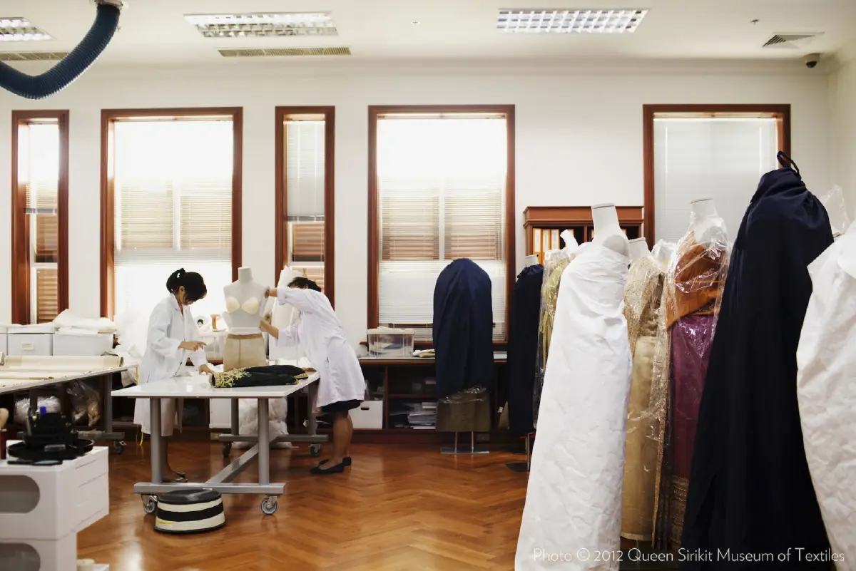 พิพิธภัณฑ์ผ้าฯ เผยความลับเบื้องหลังความงดงามของผืนผ้า