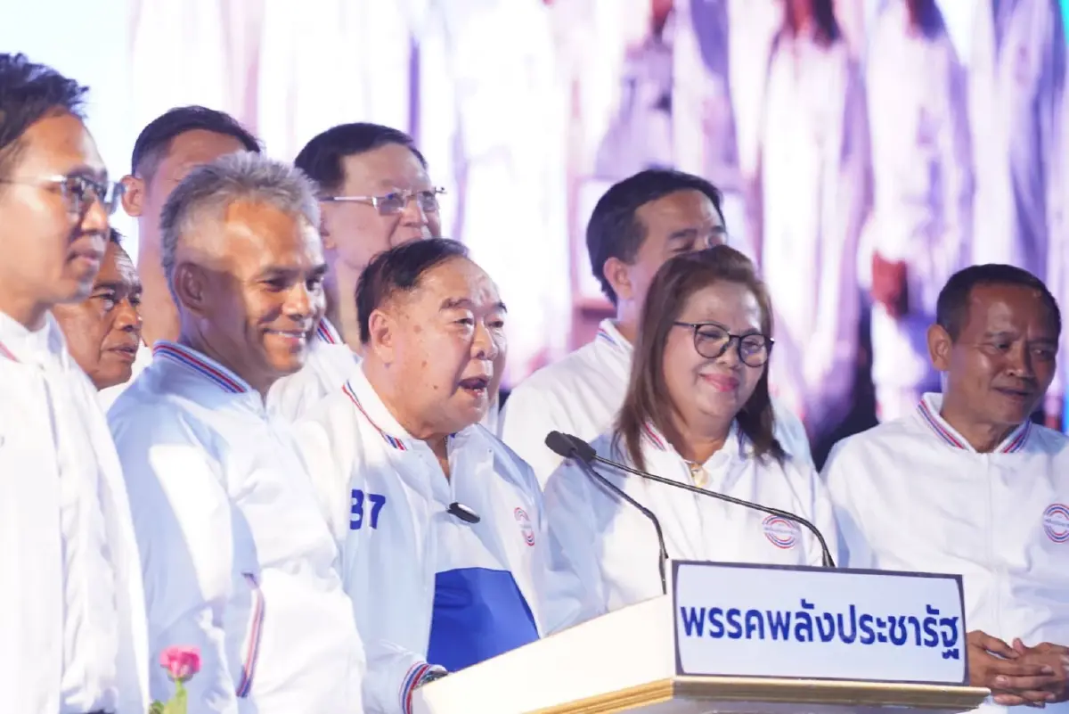 "บิ๊กป้อม" อ้อนคนเมืองคอน ขอคะแนน "พปชร." ยกจังหวัด เดินหน้าก้าวข้ามความจน