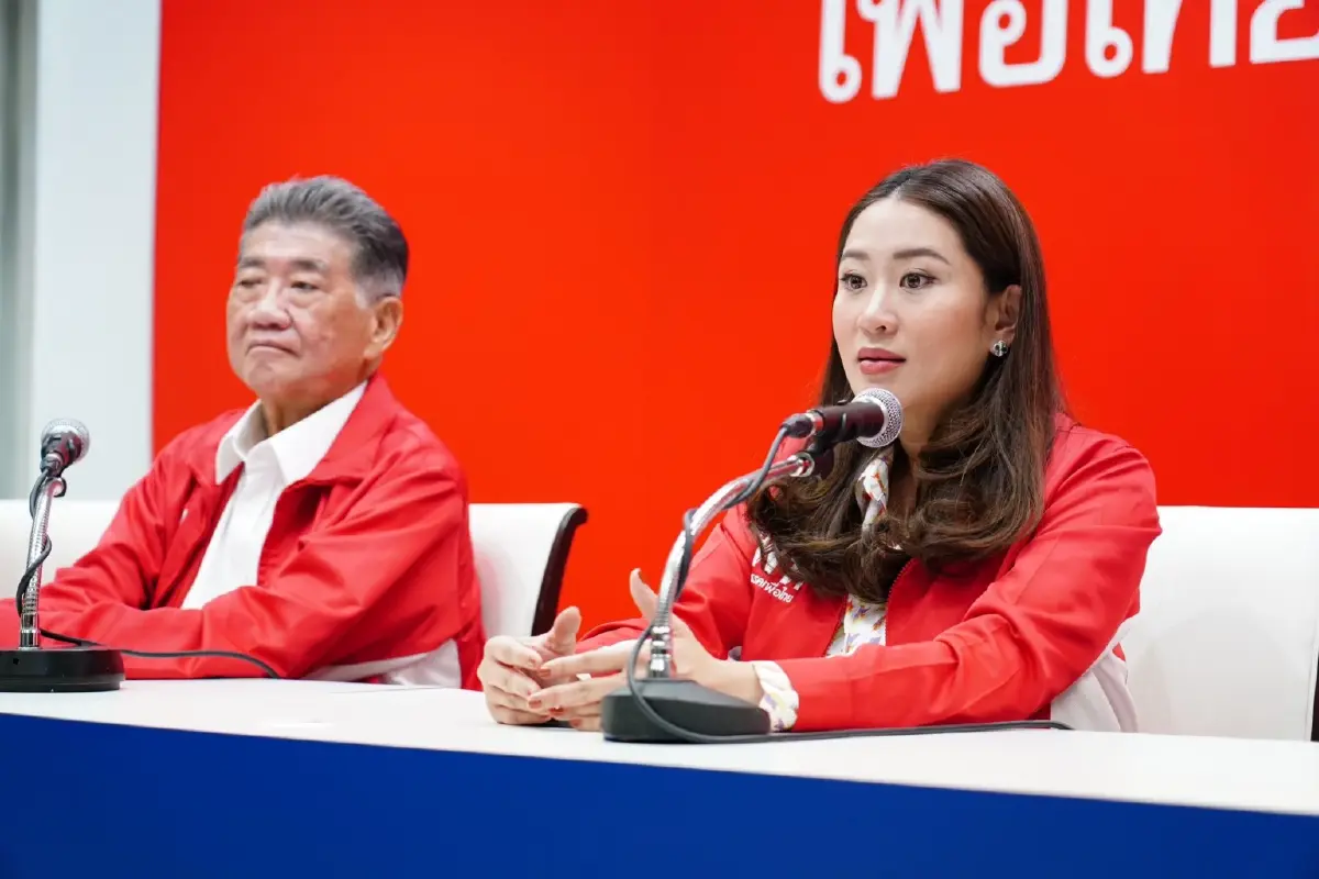 "อุ๊งอิ๊งค์" ย้ำชัด ! ดูหน้าดิฉันไว้ "ไม่จับมือคนทำรัฐประหาร"