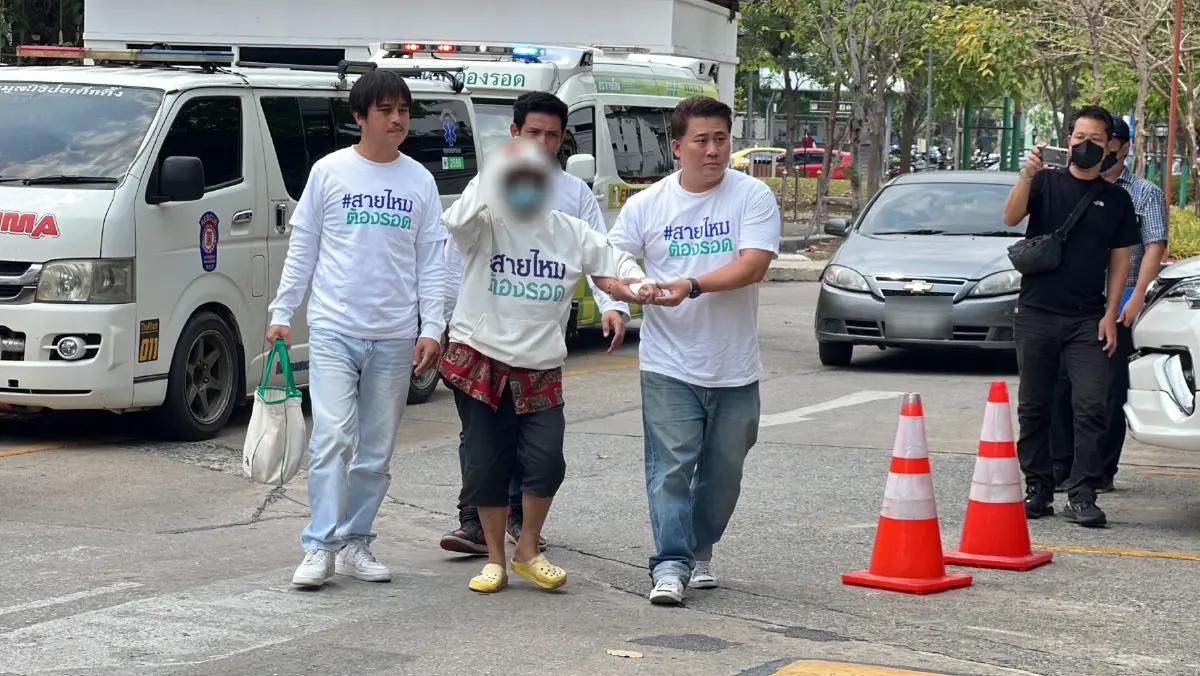 อดีตข้าราชการ วัย 69 ปี แจ้ง ตร. เอาผิดลูกชายทาสยา ทำร้ายร่างกาย-ขืนใจแม่แท้ ๆ