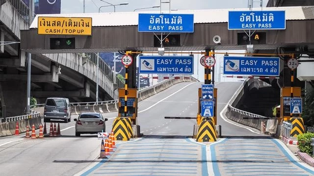 "วันจักรี" (6 เม.ย. 66) ขึ้นทางด่วนฟรี 3 สายทาง ด่านไหนบ้าง เช็กเลย!