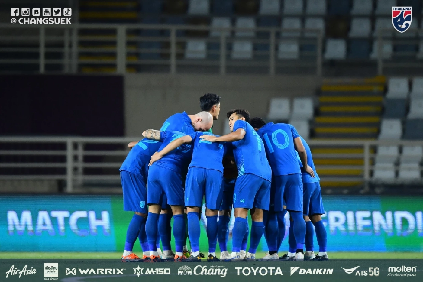 ประกาศ "ฟีฟ่าแรงกิ้ง" ล่าสุด "ทีมชาติไทย" ร่วงที่ 114 โลก หลังพ่าย "ฟีฟ่าเดย์"