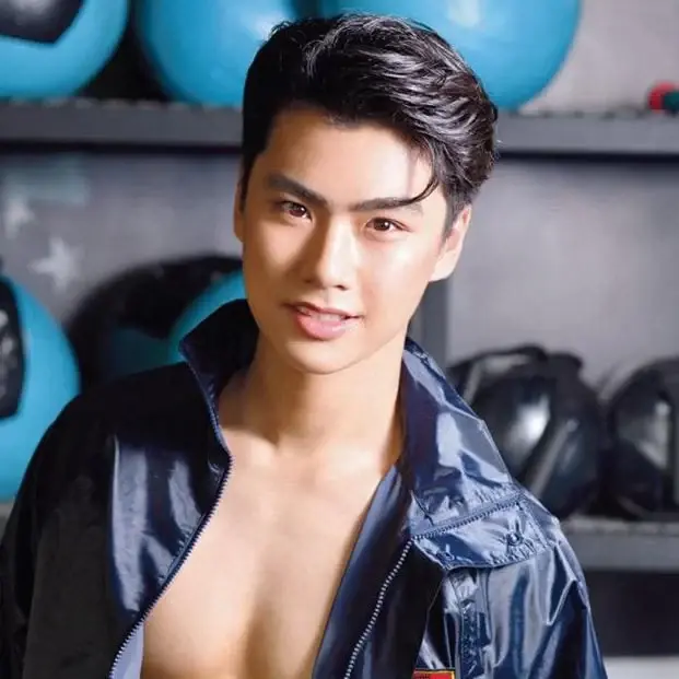 ‘โอม ภวัต’ เปิดใจดราม่า โดนปลดพรีเซ็นเตอร์ฟ้าผ่า ลั่น! ให้ทนายดูแล