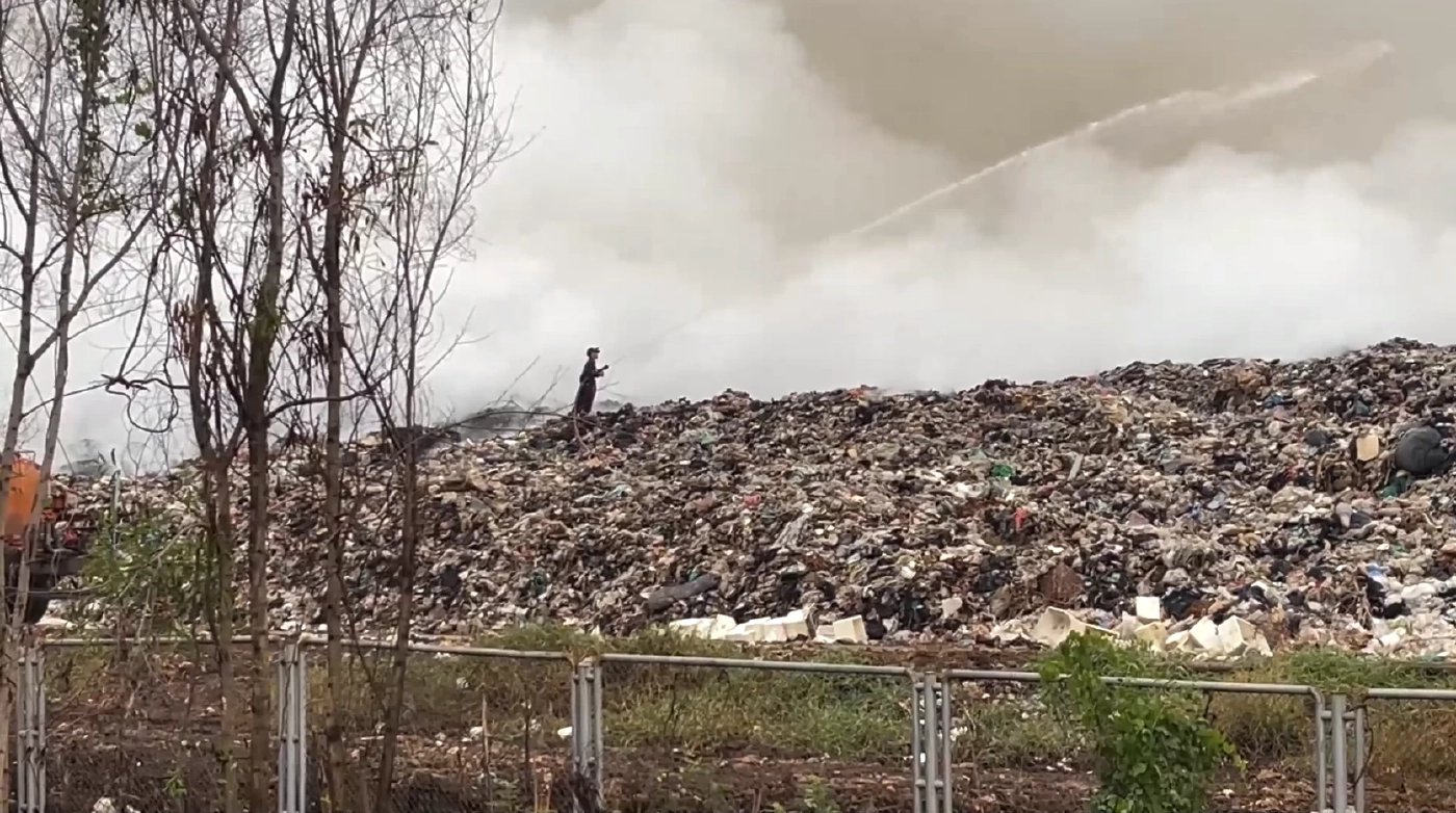 เร่งคุมไฟไหม้ให้อยู่ในวงจำกัด