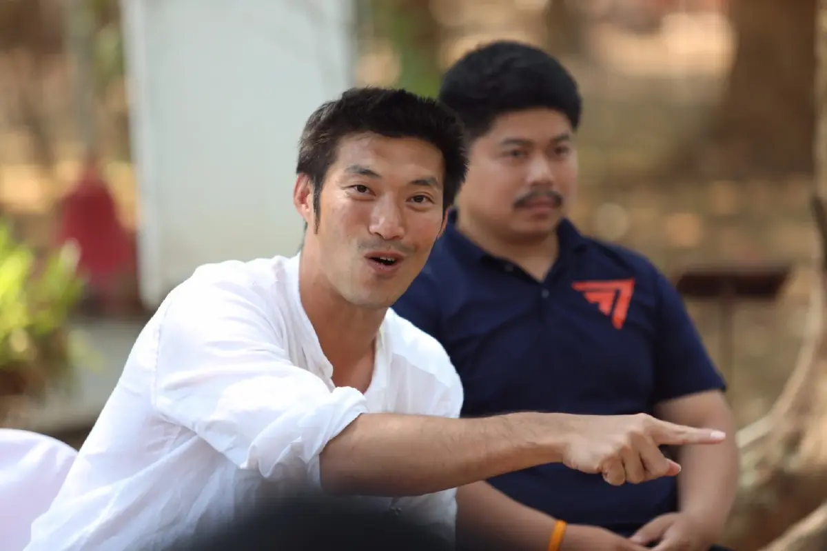 “ธนาธร” ลุยอ้อนขอแต้ม “โคราช-เพชรบูรณ์” เลือก “ก้าวไกล” เป็นรัฐบาล