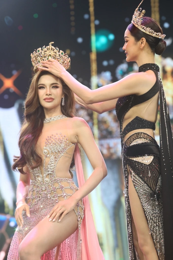 “อุ้ม ทวีพร” คว้ามงกุฎ มิสแกรนด์ ไทยแลนด์ 2023 เกิดที่แกรนด์ก็ขอจบที่แกรนด์