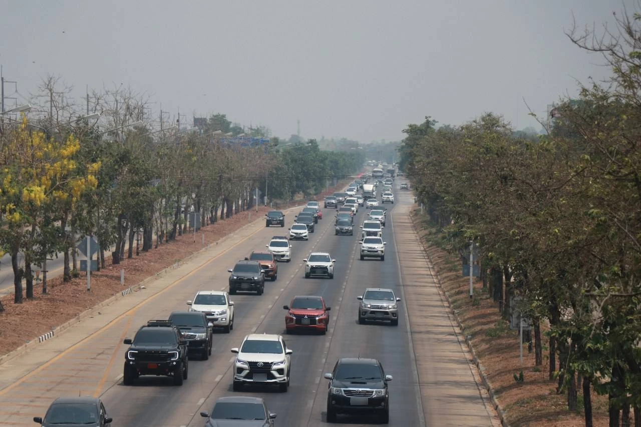 ถนน 117 เริ่มหนาแน่น ปชช.ทยอยกลับ หวั่นสงกรานต์วันสุดท้ายรถติด