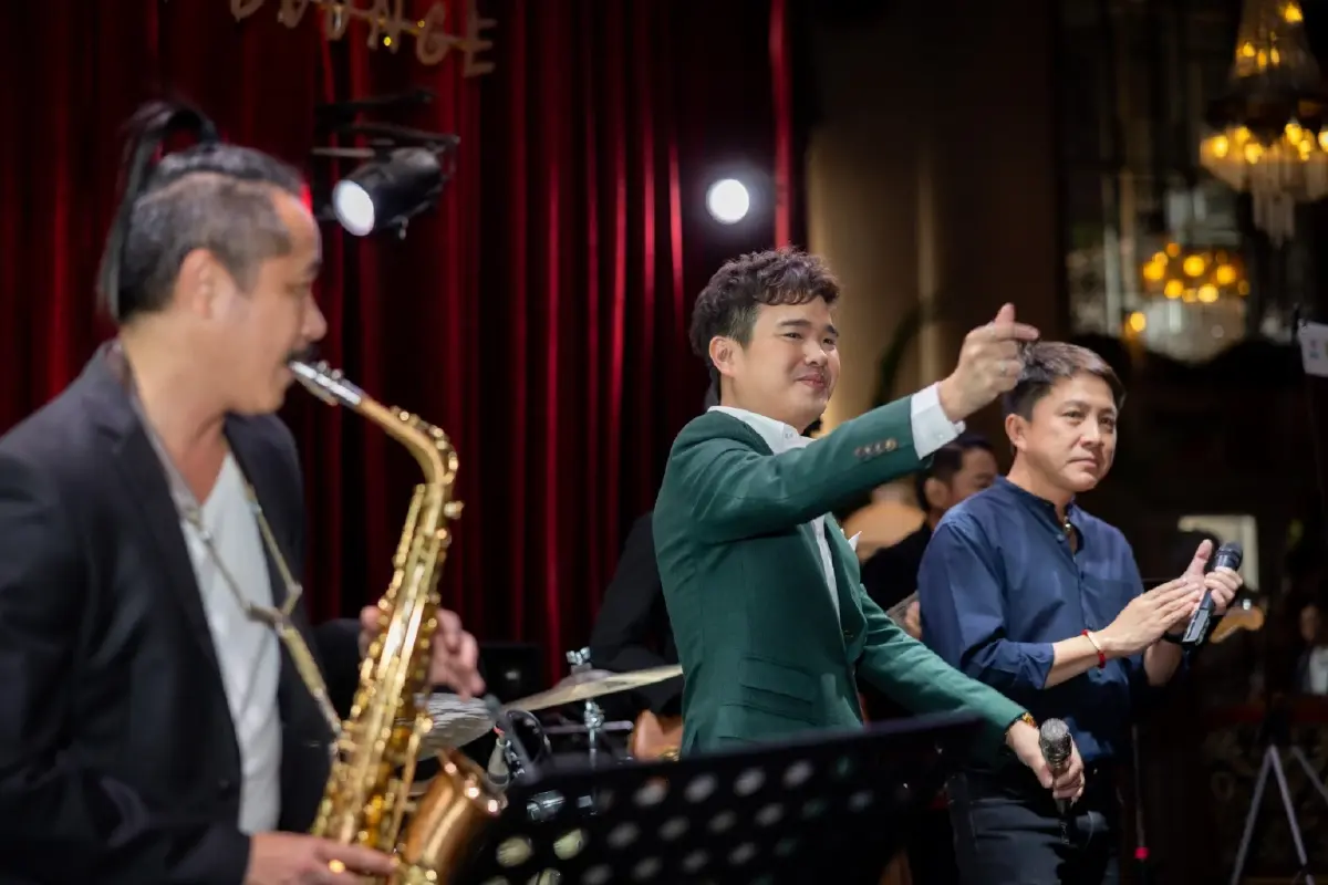 'สักที' อัลบั้มเต็มครั้งแรกในชีวิตของ 'สปาย ภาสกรณ์' ไมเคิล บูเบล้ เมืองไทย