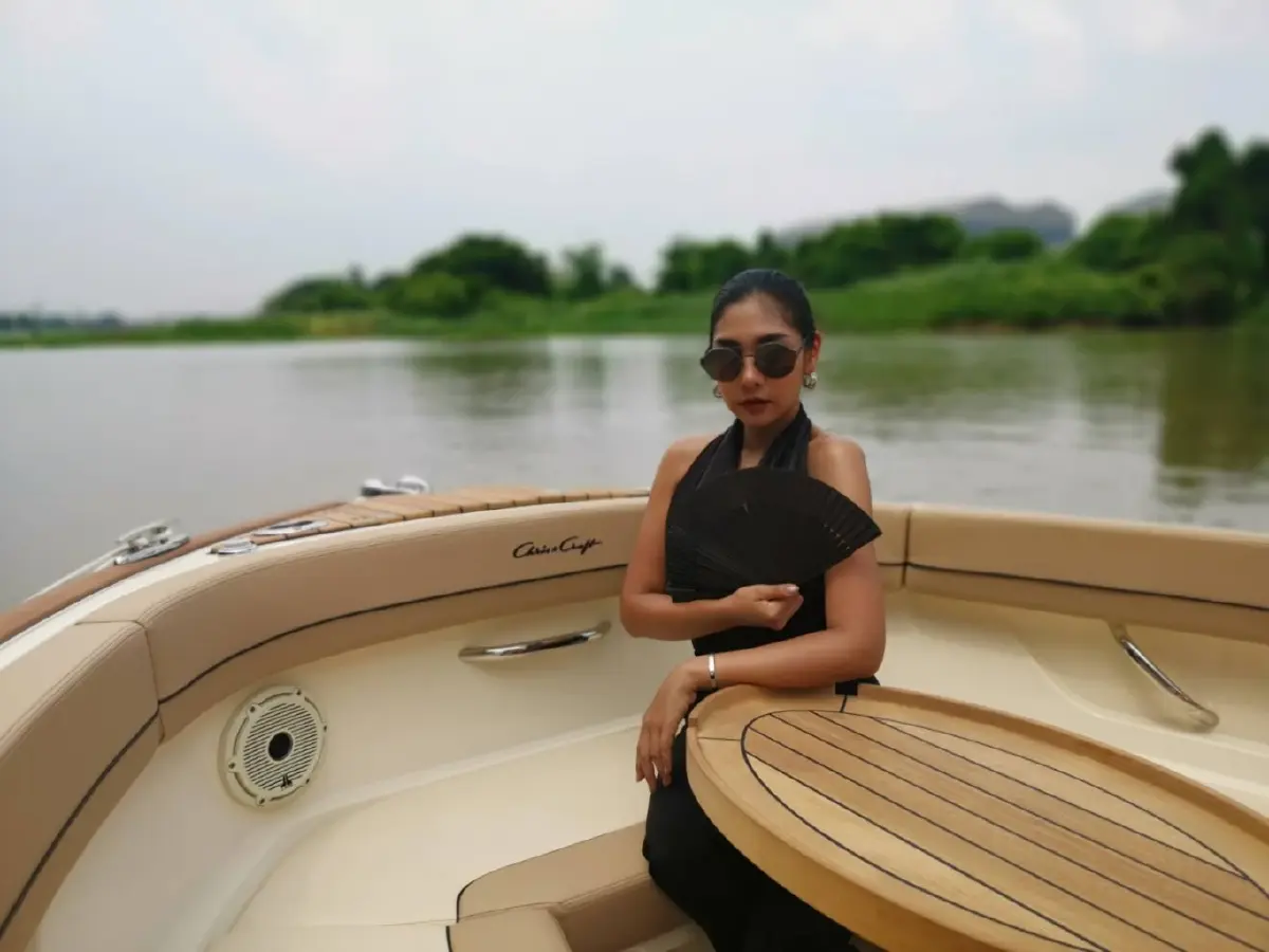 ล่องเรือลักชัวรี่ ‘คริส-คราฟท์’ ที่แลนด์มาร์คแห่งใหม่ ริเวอร์เดล มารีน่า