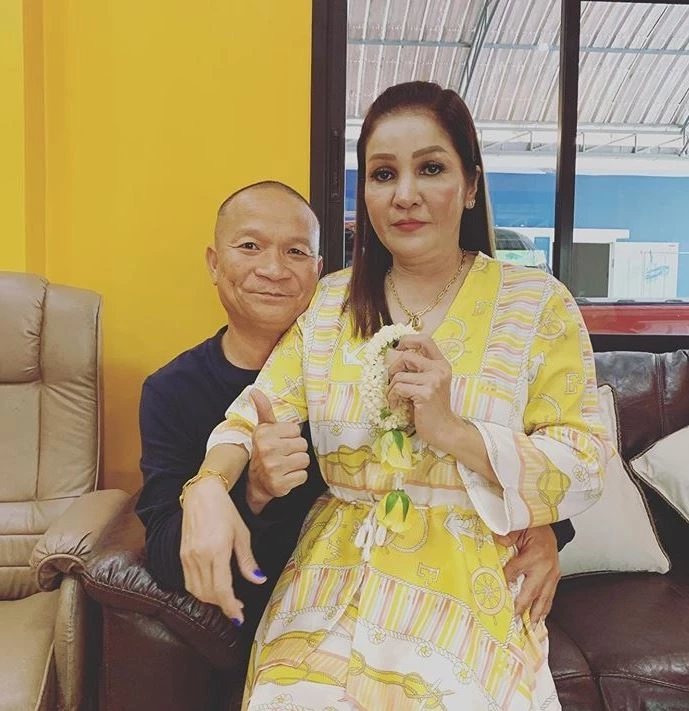 อัปเดตอาการ "หม่ำ จ๊กมก" หลังลื่นล้มเจ็บหนัก! ปอดช้ำ ซี่โครงหัก 3 ซี่